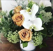 Little Something — Celia's Flower Studio