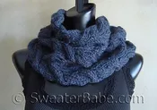#103 Luscious Cabled Cowl