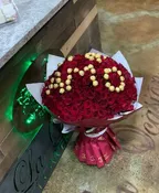 300 ROSES BOUQUET