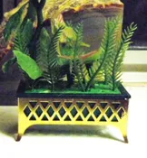 Furniture: Petite Princess Brass planter – No Box