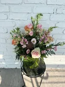 BLUSH IN LOVE