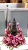 BED OF ROSES URN WREATH