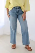 Around the Block Petite Straight Leg Jeans by Judy Blue