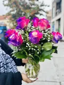12 Payasitos Roses in Vase