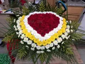 Casket Sprays & Flowers 05 / CS175-S1