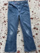 Vintage 646 Levi’s Bell Bottom Talon 42 Zipper Denim Jeans w/ honeycomb (JYJ0426-901)