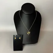 10K Black Hills Gold Hummingbird Heart Pendant on 18" Gold Filled Chain Necklace & Earrings Set (1.9g)