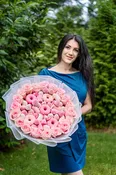 “Chocolate Everything” – Chocolate Fruits Bouquet with Roses