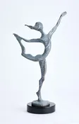 Dancer's Pose v1 — Art by Kimber