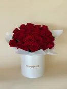 2 Dozen Premium Fresh Cut Red Roses In Box