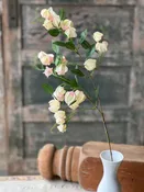 31" Clutch Flower Stem