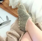 Simple Thrum Slippers Kit- Saddle Peak (Alpaca/Wool)