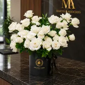 40 Reflexed Roses Hat Box - White