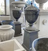 Adam Lead Urn Finial