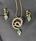 “Hecate” Vintage Tru-Kay Jewelry Set, Crystal and Emerald Rhinestones in Faux Velvet Case