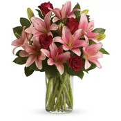 So Enchanting Bouquet by Teleflora