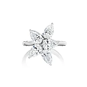 CLUSTER DIAMOND RING, 2.52 CARATS