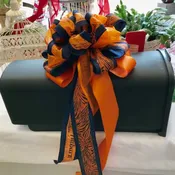 Auburn Mailbox Bow
