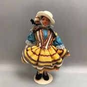 Argentine Woman w/ Child Doll (10.5")