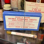 MORPHINE VIAL SET — Cemetery Gates