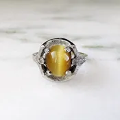 10K Tiger’s Eye & Diamond White Gold Vintage Ring ETC2544