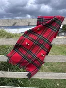 lagomoro wool blanket  with bee — hedgerow