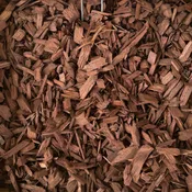 Colored Mulch / Bark – Mahogany