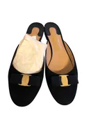 10.5 SALVATORE FERRAGAMO Shoes
