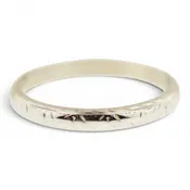 Vintage Engraved Band in 18k White Gold | Size 6.25