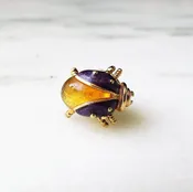 Vintage 14K Yellow Gold Purple Enamel Jelly Belly Beetle Lapel Pin Tie Tack ETC5574