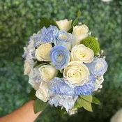 Hand Tie Mix Bouquet