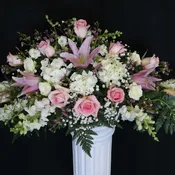 Pink & White Table Centerpiece
