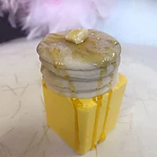 Buttermilk Paw Cake Bath Bomb
