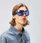 E10 Lightweight Foldable Eye Massager with Heat and Vibration, 112g Portable Travel Eye Massager, 4 Massage Modes, 3 Heat Levels, USB-C Rechargeable Eye Mask Massager for Eye Fatigue Relief