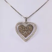 10K White Gold Diamond Heart Pendant