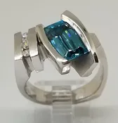 14k White Gold Ring with Blue Zircon &amp; Diamonds