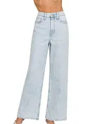Best Kept Straight Leg Jeans