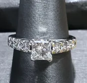 14k wg diamond engagement ring center .80ct Princess G-Si2 0.5ct tw on setting