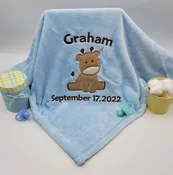 Personalized baby blanket with giraffe applique