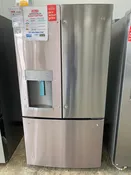 GE Refrigerator(Scratch and Dent)
