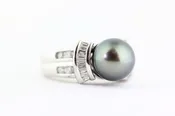 14k WHITE GOLD TAHITIAN PEARL & DIAMOND LADIES RING