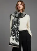 Abstract Reversible Scarf