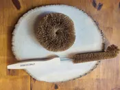 Coconut Husk Cleaning Set – 2 Pieces [1x Coconut brush & 1x bottle cleaner]
