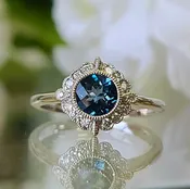 14kt White gold London Blue Topaz Ring