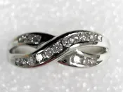 10K WHITE GOLD DIAMOND CRISS CROSS BAND, Estate