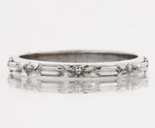 Antique 14k White Gold Wedding Band - Etched Floral Ring, Size 4-1/8 | Copper Canary Fine Jewelry