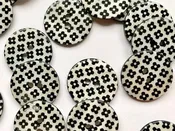 Black and White Floral Shell Button