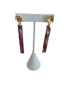 Acrylic Bar on Round Hammered Post