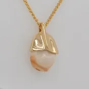 14K Capped Elk Ivory Pendant