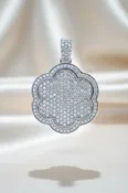 10KW .58ctw Diamond Quatrefoil Pavé Pendant